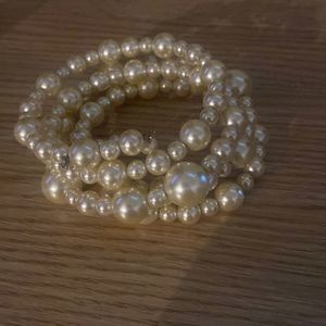 Vintage four row multi sized pearl wrap bracelet cuff